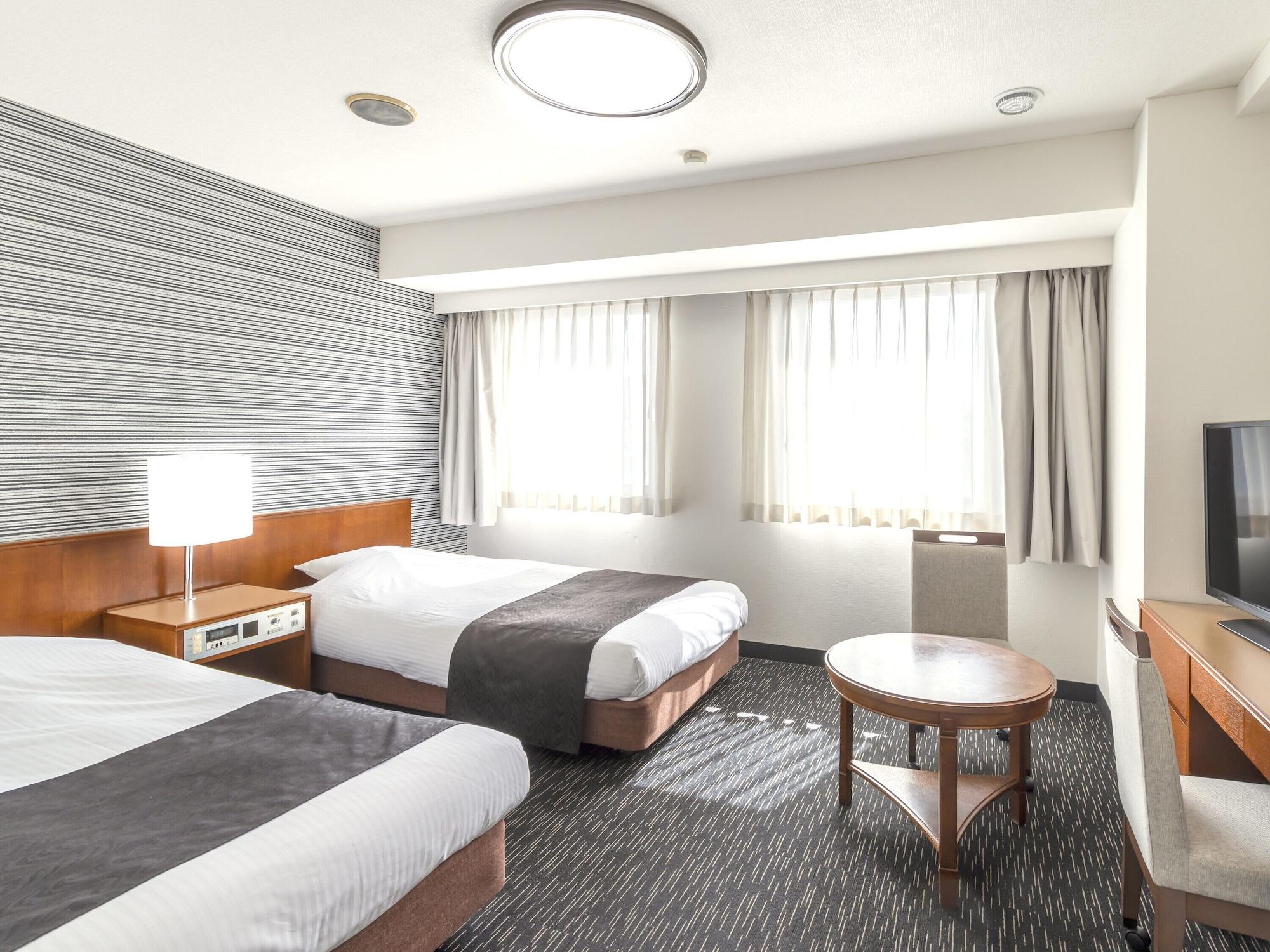 Apa Hotel Koriyama Ekimae Buitenkant foto
